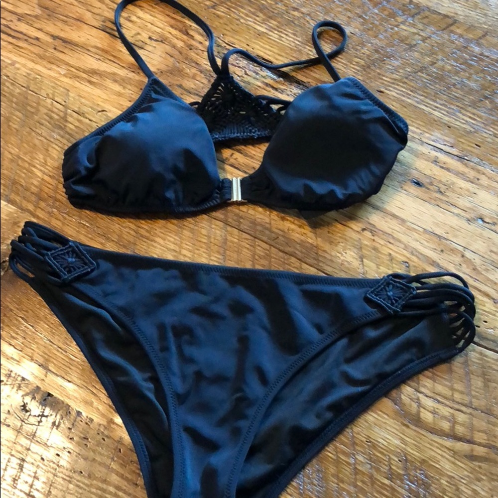 Swim suit